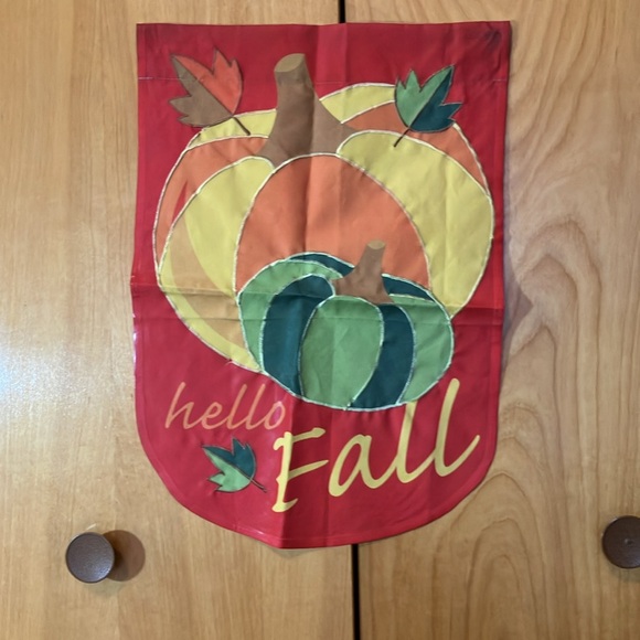 Garden flags. - Picture 2 of 4